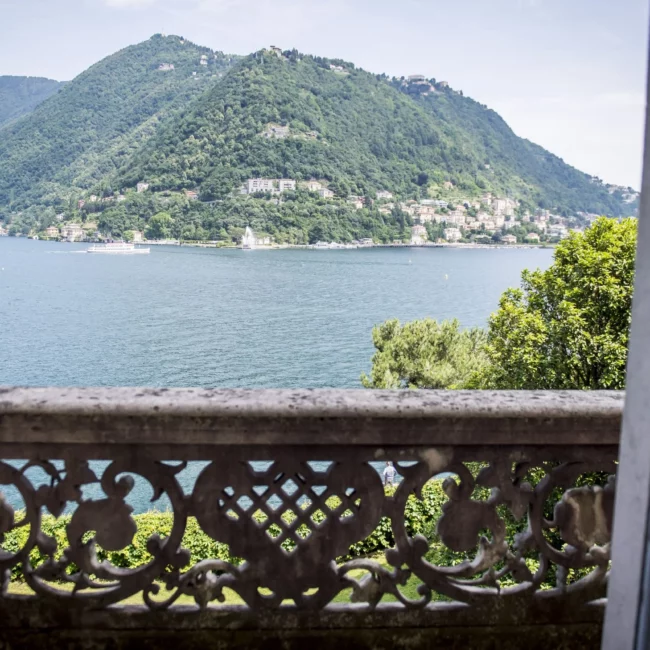 Villa del Grumello lake como