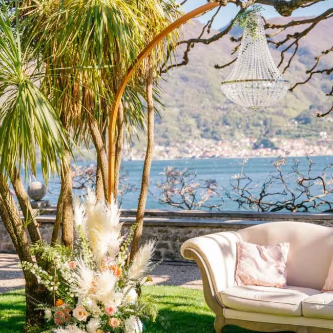 Chic wedding on Lake Como Italy